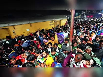 NEW DELHI RAILWAY STATION STAMPEDE